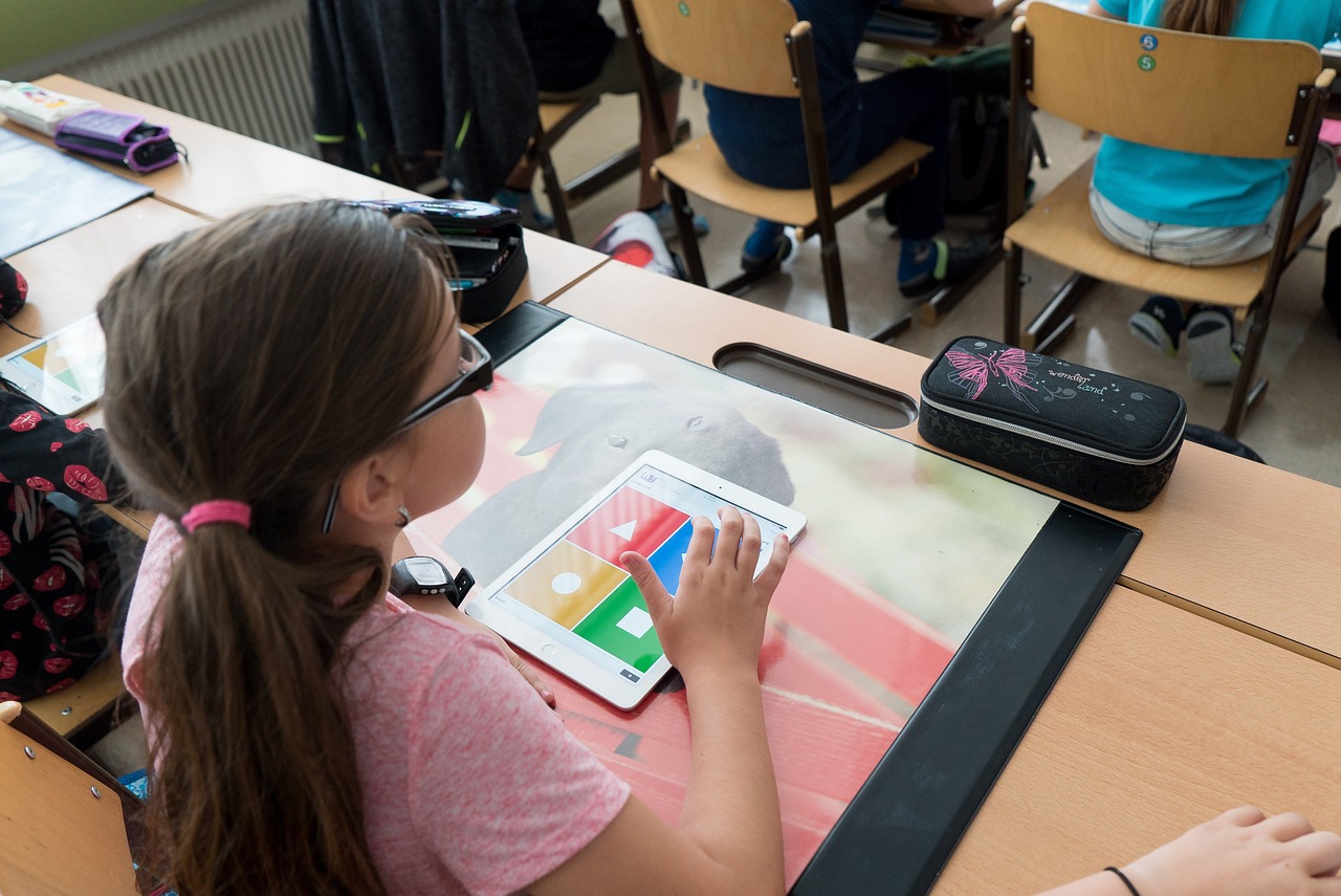 全国高中数学竞赛复赛加试三道题考什么〃2023年全国高中数学竞赛加试 全国高中数学竞赛复赛加试三道题考什么〃2023年全国高中数学竞赛加试