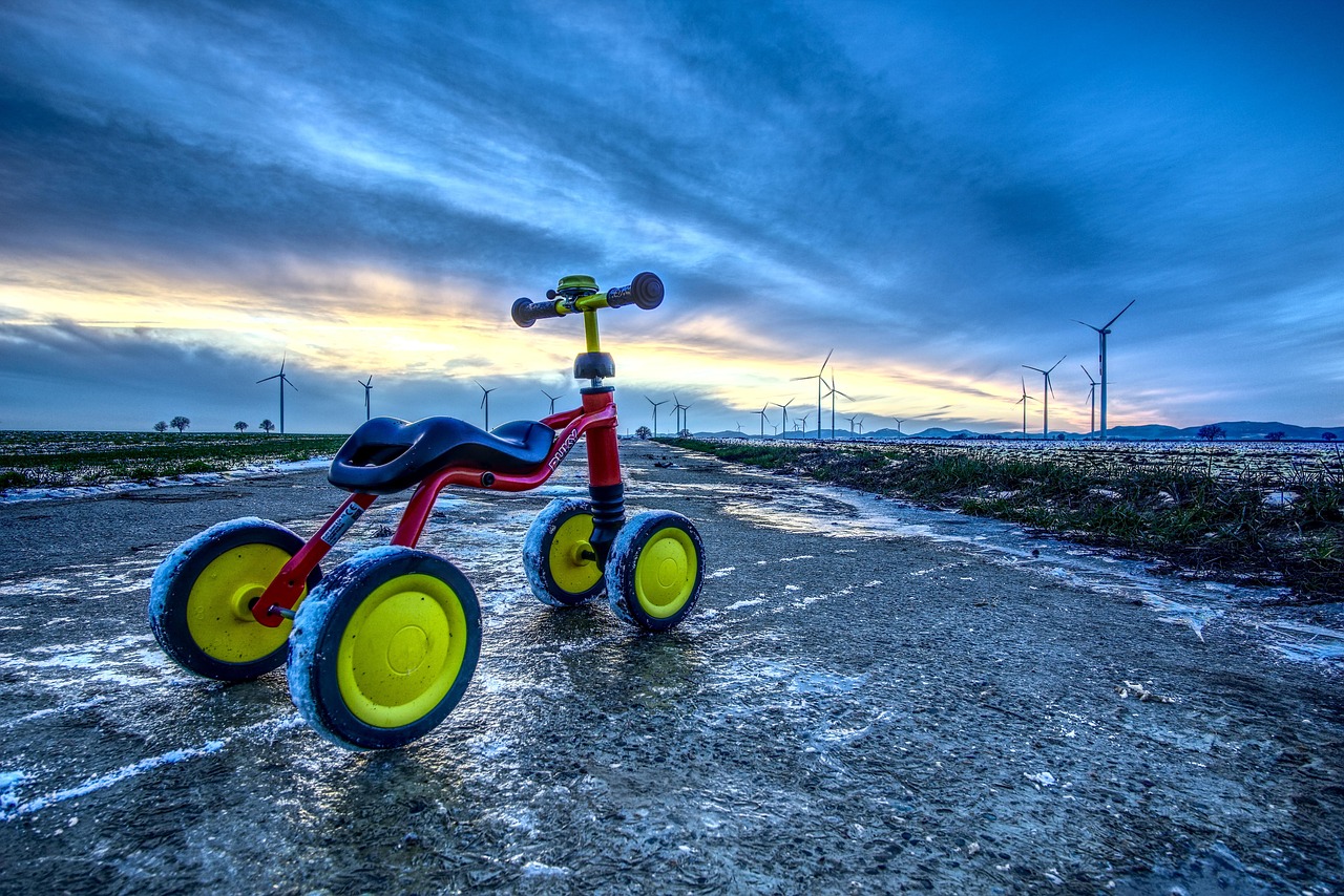 “关于儿童的交通安全常识” 儿童交通安全宣传海报？