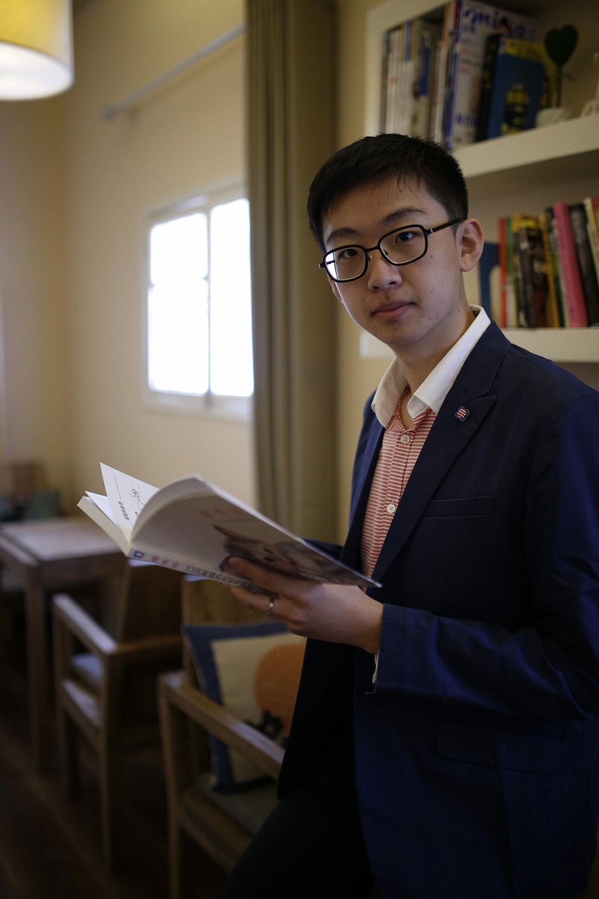 「乌力吉的人物平生」〃乌力吉和云家的关系